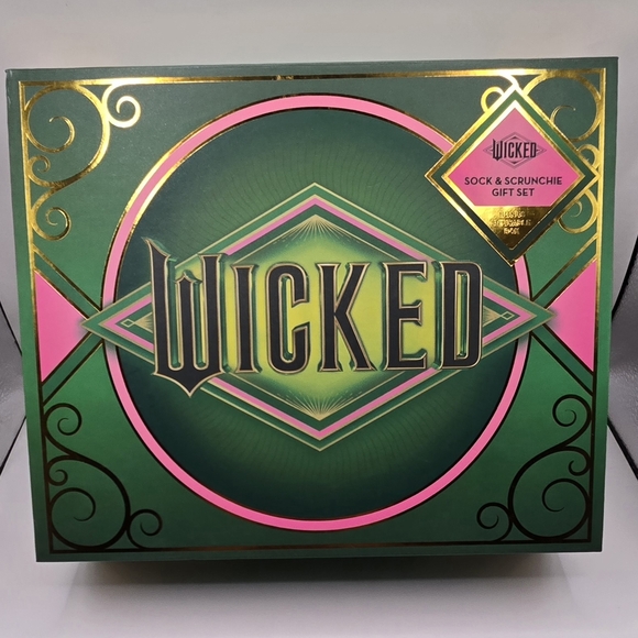 Disney Other - Disney Wicked Sock & Scrunchie Gift Set - Green and Pink
